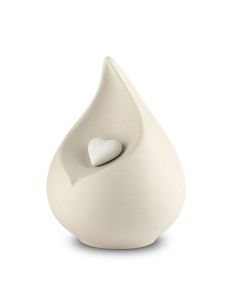 Urna em forma de gota de porcelana ‘Celest’ - bege claro com coraçãozinho branco