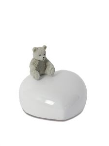 Mini urna funerária ursinho de pelúcia com coração